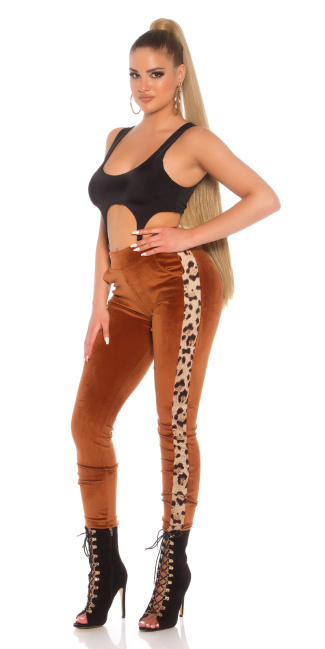 Trendy fleecy broek met luipaard contrast streep bruin